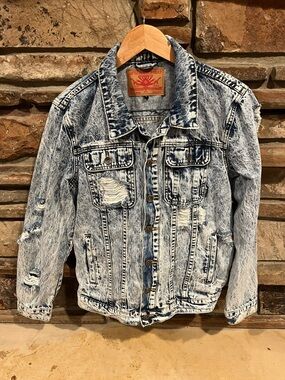 Lifted Research Group LRG Acid Wash Distressed Denim Jacket